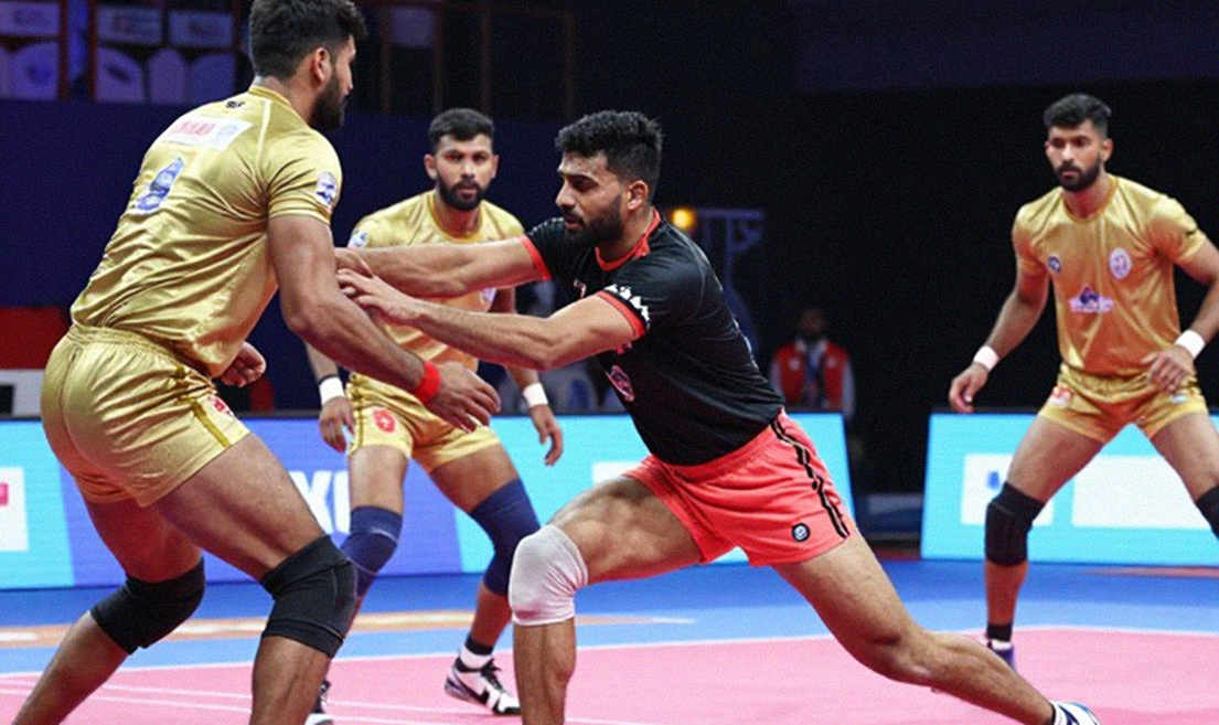 কাবাডি: যে খেলা নিয়মের ভেতরেই কৌশল লিখে রাখে